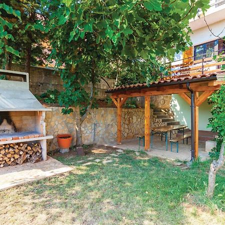 Gorgeous Apartment In Krk With Kitchen คิร์ก ภายนอก รูปภาพ